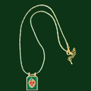 Collier-Dina